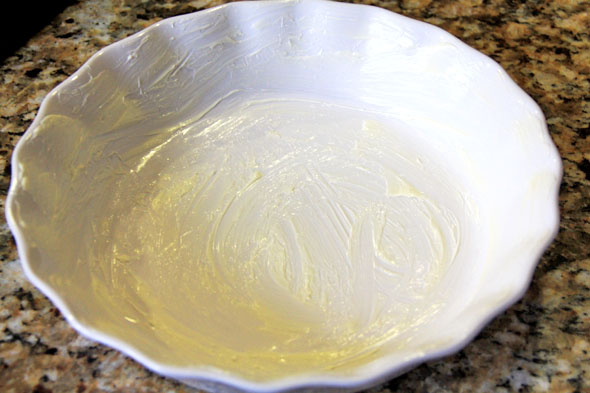 Grease a 9-inch or 9x9 baking dish with softened butter or coconut oil.