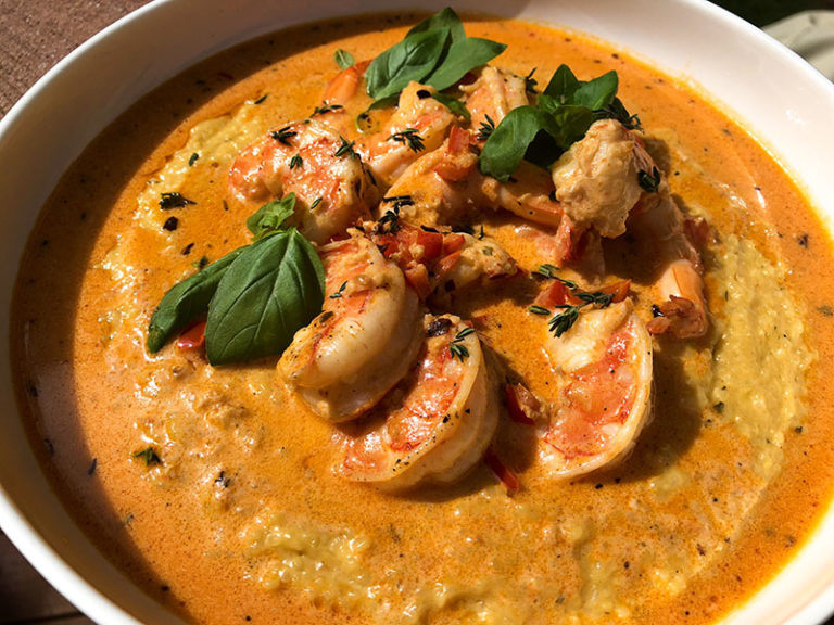 Creamy Garlic and Tomato Shrimp and Fontina Grits | CarnalDish