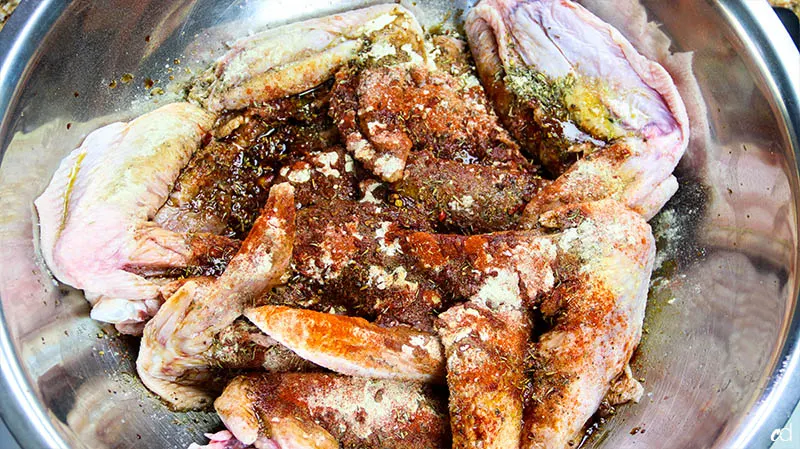 Smothered Turkey Wings 🤤 #turkeywings #viral #macandcheese #easter #t, smothered turkey wings recipe