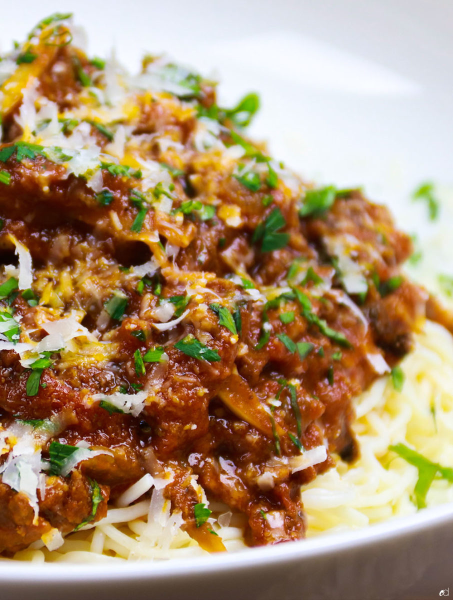 Keto Spaghetti with Mushroom and Basil Meat Sauce - CarnalDish